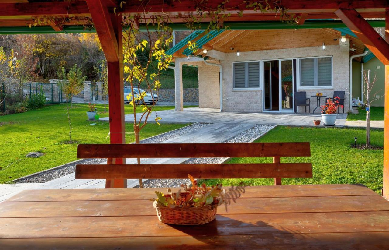 Forest Lodges Konjic Exterior photo